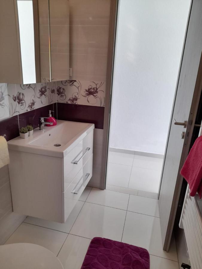 Ml Apartman Сень Экстерьер фото