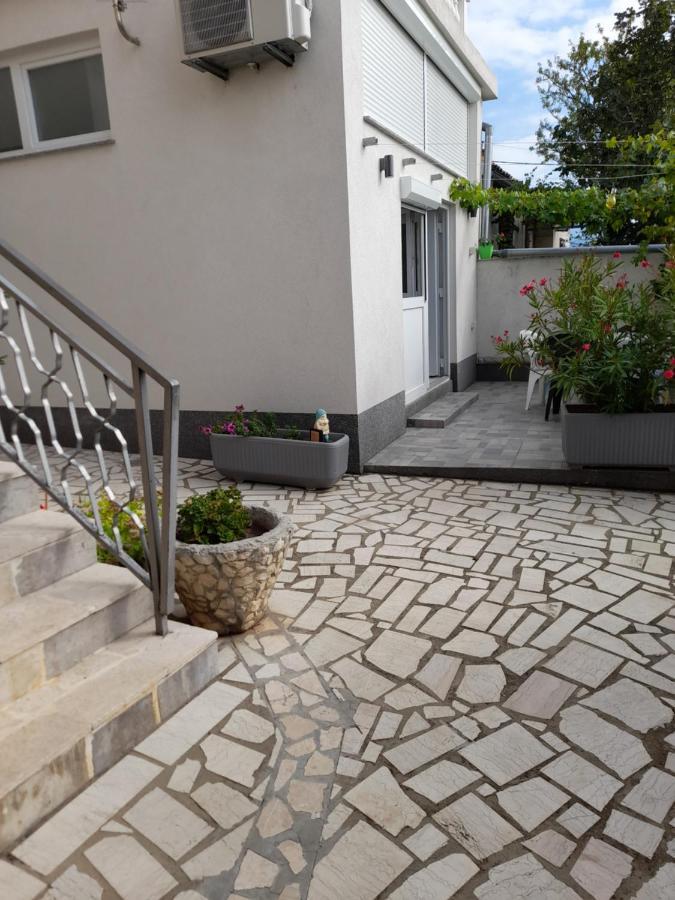 Ml Apartman Сень Экстерьер фото