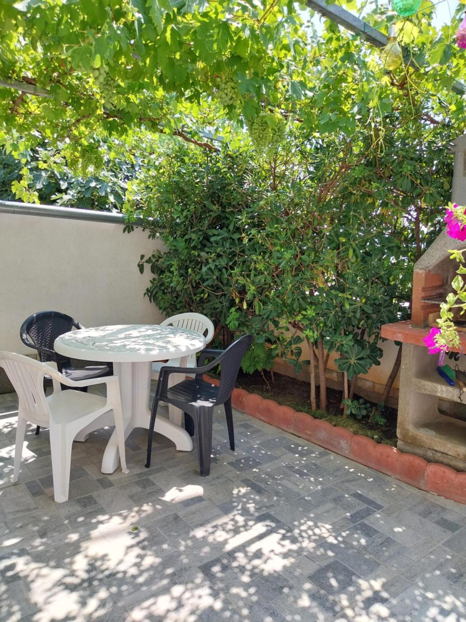 Ml Apartman Сень Экстерьер фото