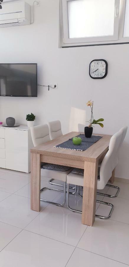 Ml Apartman Сень Экстерьер фото